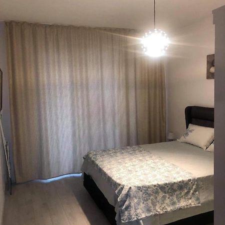Apartament David Lägenhet Năvodari Exteriör bild