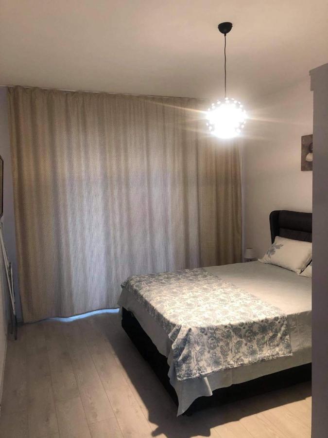 Apartament David Lägenhet Năvodari Exteriör bild